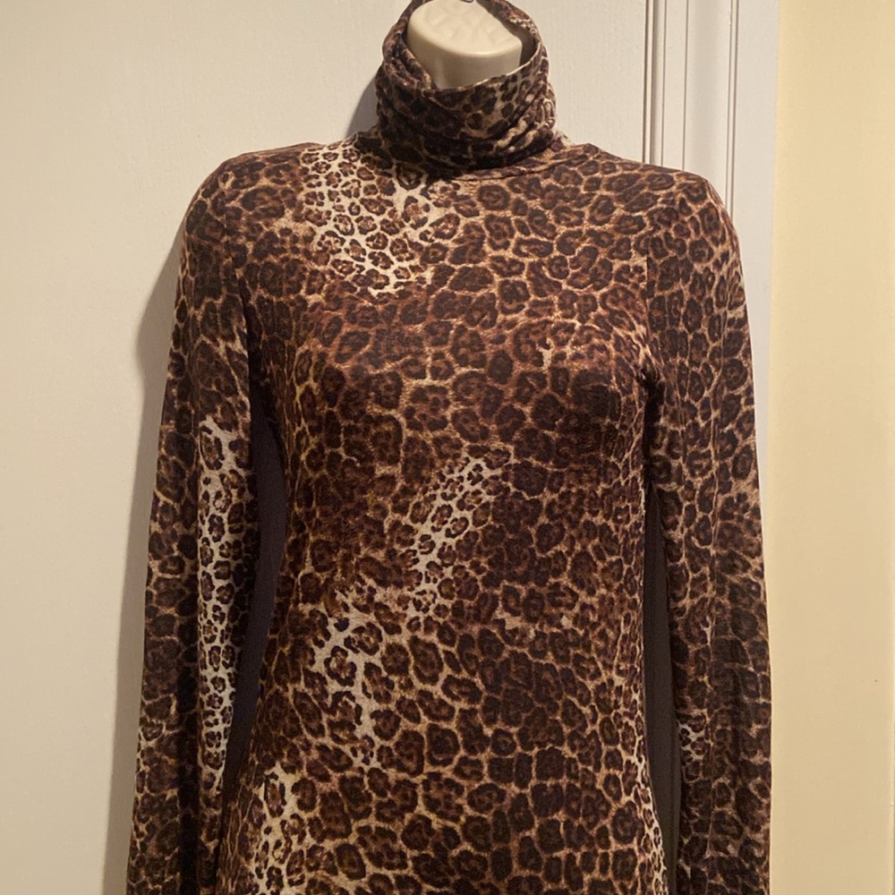 Lightweight animal print little dress - Picture 3 of 11